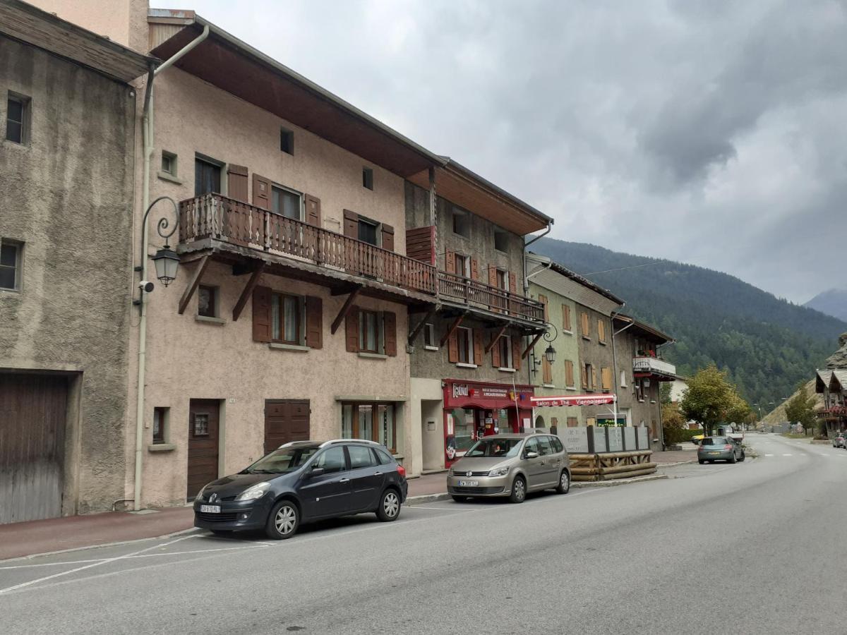 Appartement Chaleureux Avec Wifi De 10 Personnes A Val-Cenis Lanslebourg-Mont-Cenis Eksteriør bilde